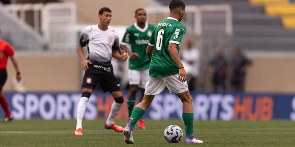 Com direito a "chororô", Palmeiras vence Corinthians no Brasileirão Sub-20