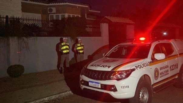 Adolescente morre após atacar carro e viatura da Brigada Militar no RS
