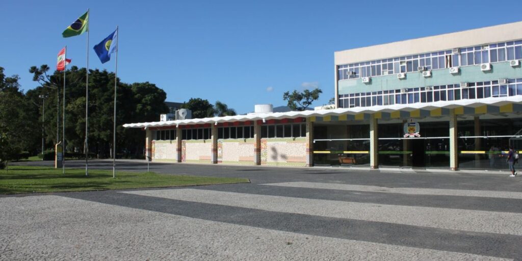 UFSC e IFSC anunciam mais de 1.000 vagas para graduação no segundo semestre