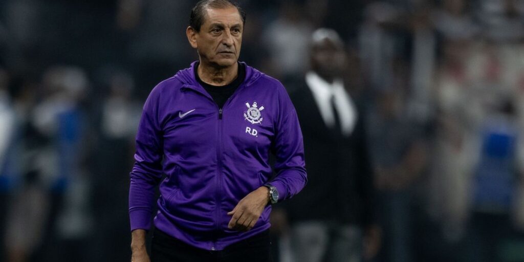 Ramón reconhece atuação ruim do Corinthians contra o Huracán: "Me preocupa"