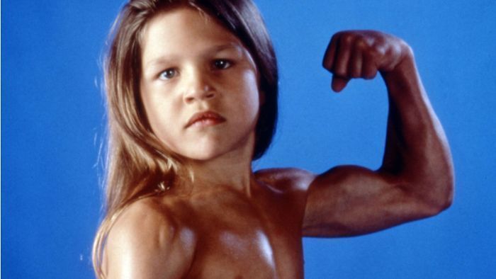 "Pequeno Hércules": ex-fisiculturista mirim descreve abusos e nova vida