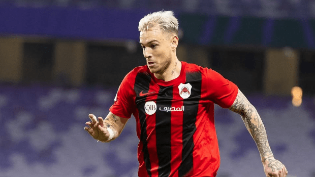 Roger Guedes atrai interesse de times europeus, diz jornalista