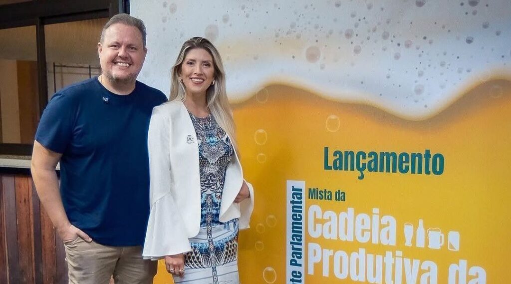 Vereadora diz que noivo deputado deu emendas como "presente"