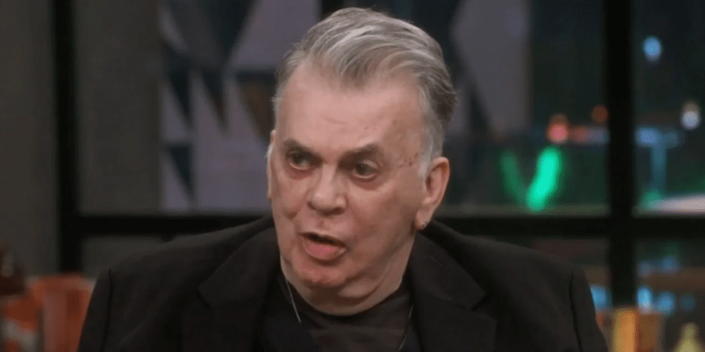 Walcyr Carrasco recebe homenagem e revela ajuda de IA em sinopses