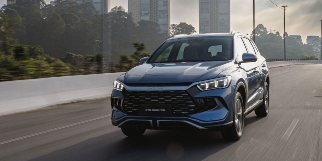 Carros eletrificados: setor cresce 10% no primeiro trimestre de 2025