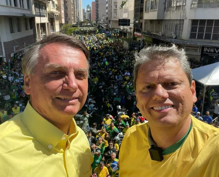 Tarcísio deseja pronta recuperação a Bolsonaro: “Força, presidente”