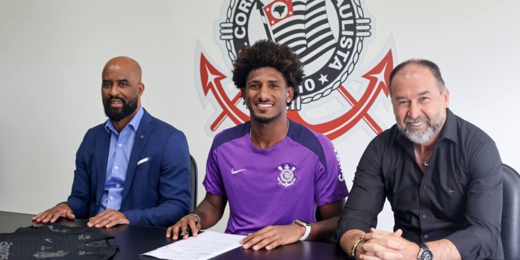Corinthians anuncia renovação de empréstimo de Talles Magno