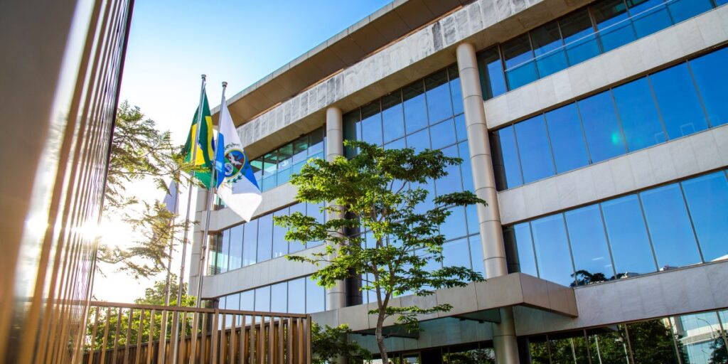 UFRJ tem vagas mais de 100 vagas em pós stricto sensu
