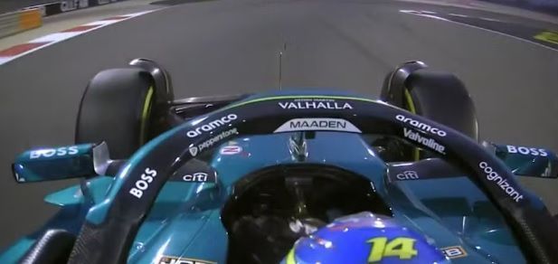 Fórmula 1: volante sai na mão de Fernando Alonso durante curva; veja vídeo