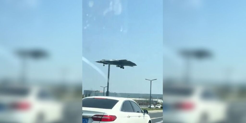 Novo jato futurista da China causa discussões sobre aviação militar