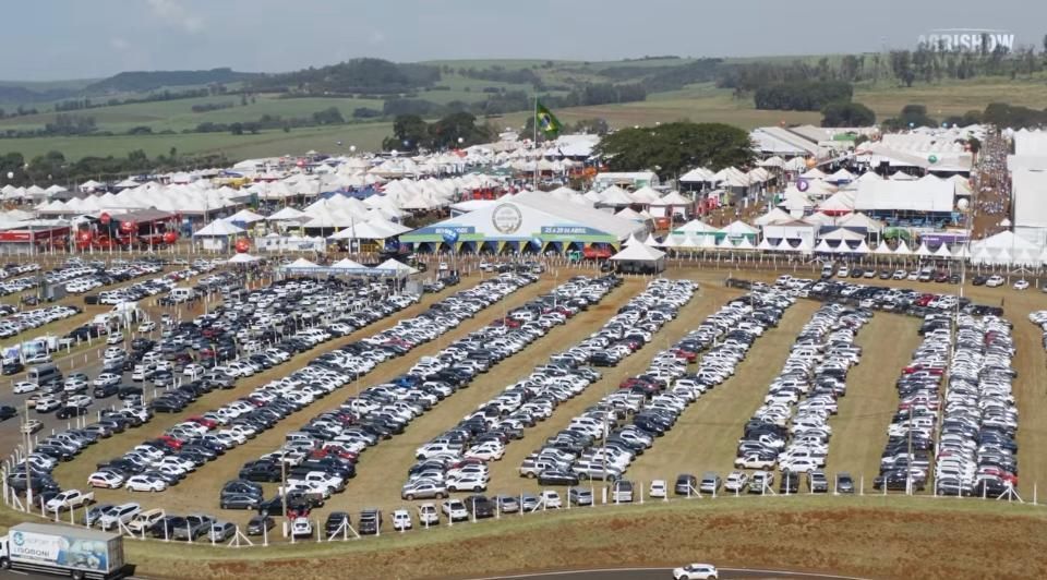 Agrishow 2025 começa hoje e mira recorde de R$ 15 bilhões em negócios