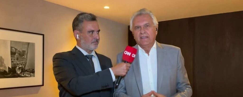 À CNN, Caiado dispensa apadrinhamento e fala em "independência moral"