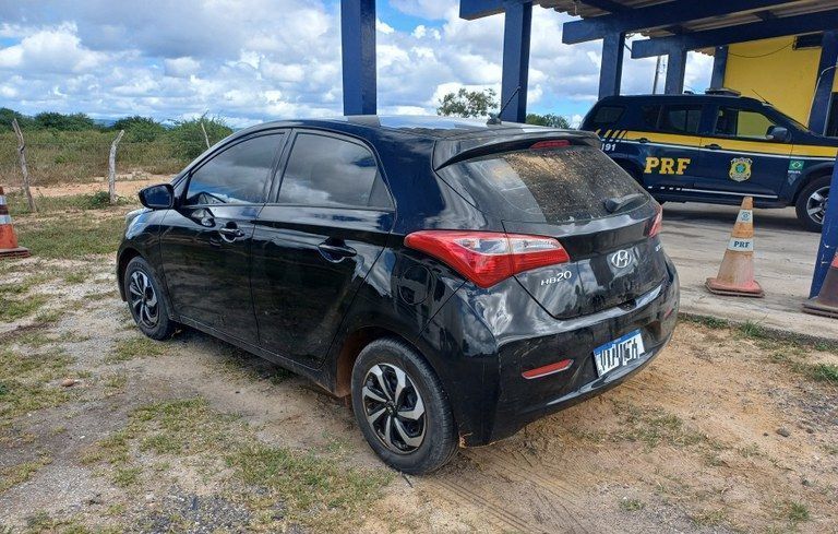 Mulher é detida a caminho de velório na Bahia