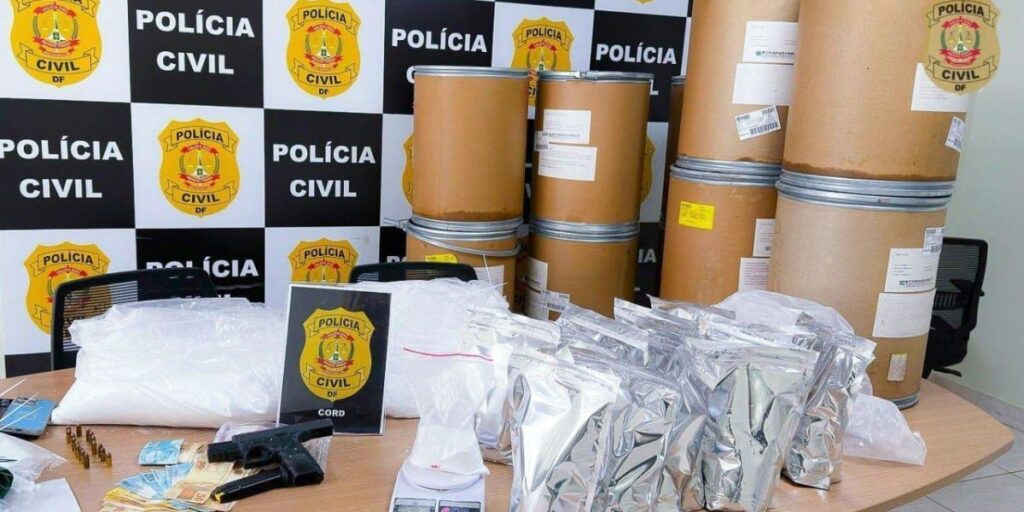 Polícia prende dois em operação contra o tráfico de drogas no DF
