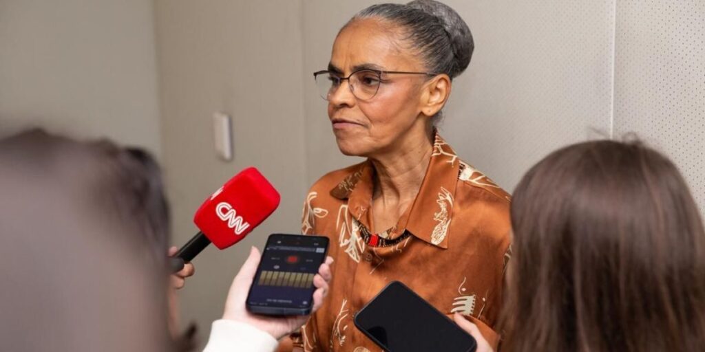 Marina Silva revela preocupação com "ambiente bélico" mundial pré-COP30