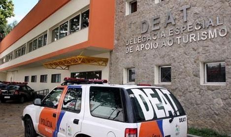 Turistas belgas relatam roubo e agressão em noite de samba no Rio