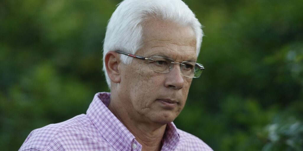 Ex-técnico do Santos reclama de estrangeiros: "Eles aprendiam com a gente"