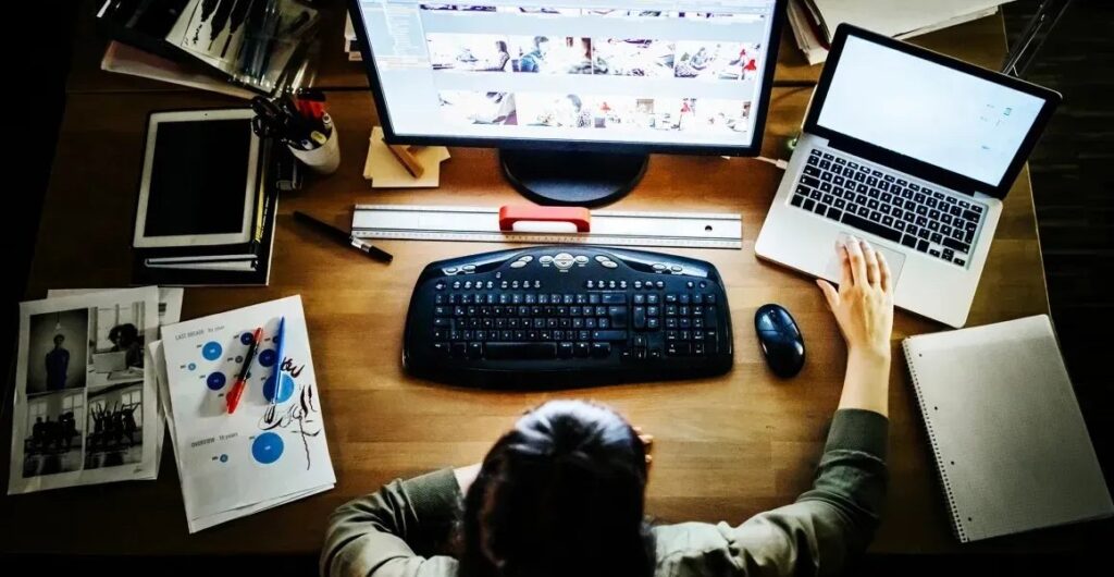 Trabalhadores podem economizar 122 horas por ano usando IA, diz Google