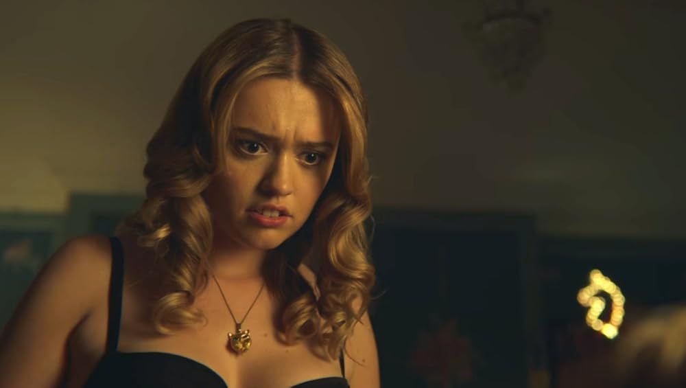 Aimee Lou Wood sobre cena de nudez em "Sex Education": "Me senti exposta"