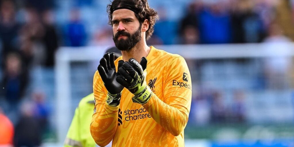 Neuer, Alisson e Courtois: veja lista dos goleiros mais bem pagos do mundo