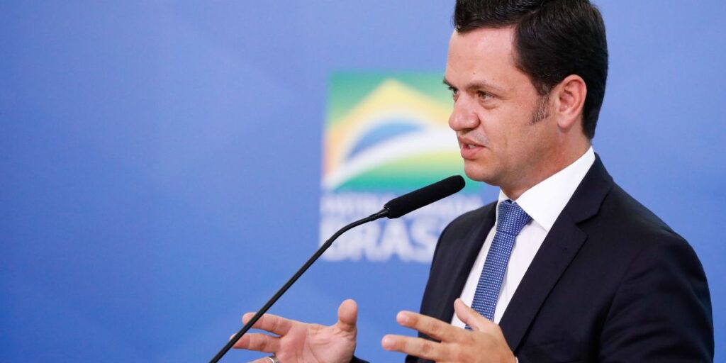 PF propõe ao STF que armas de Anderson Torres sejam destruídas ou doadas