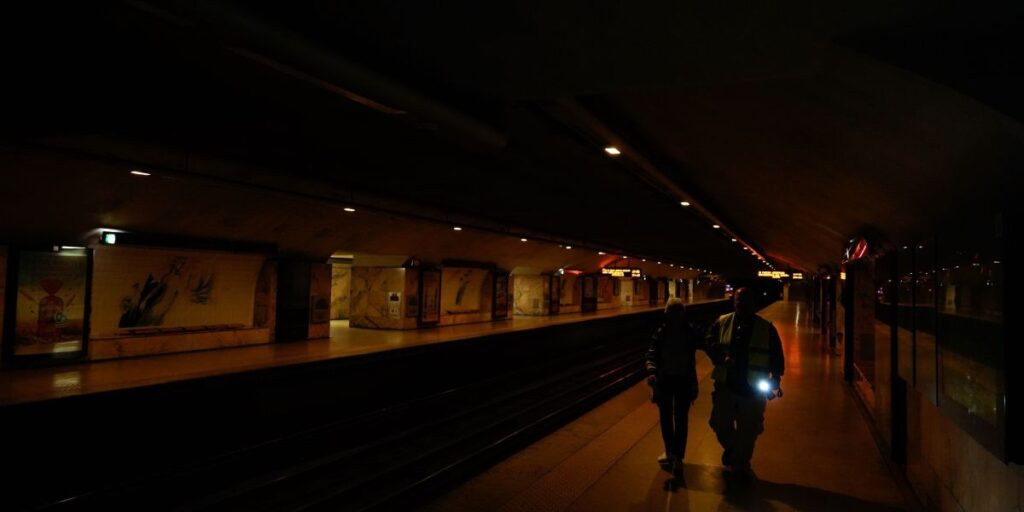 Varejistas fecham lojas na Espanha e em Portugal após corte de energia