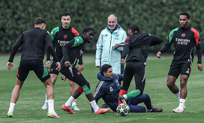 Real Madrid x Arsenal: Arteta dá carrinho e quase "machuca" atacante