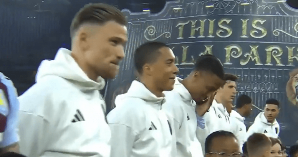 Aston Villa toca hino errado em jogo da Champions e gafe viraliza; veja