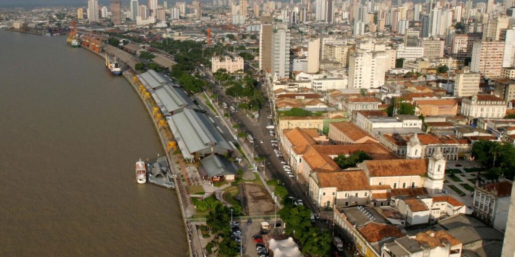 Previsão indica semana com chuvas frequentes em Belém