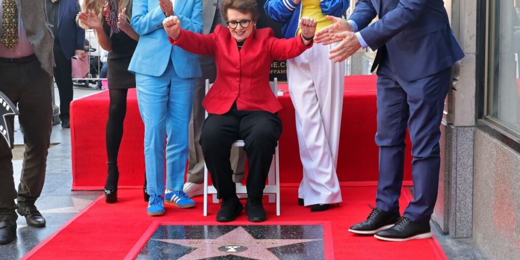 Ícone do tênis, Billie Jean King ganha estrela na Calçada da Fama