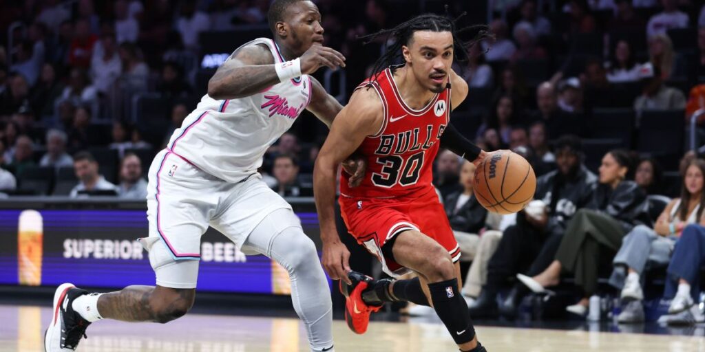 Miami Heat e Chicago Bulls brigam por melhor posição no play-in