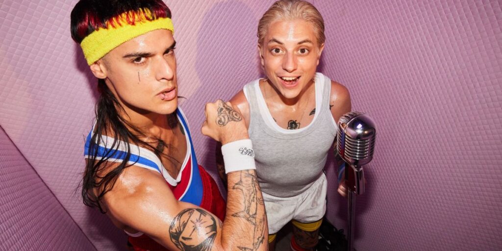 Ca7riel e Paco Amoroso anunciam shows no Brasil após sucesso no Lolla