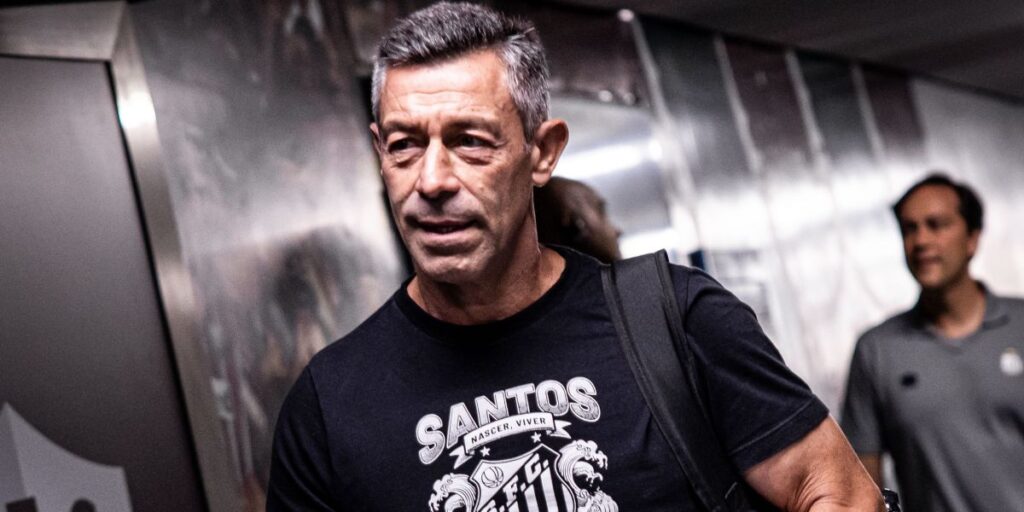 Sem confirmar novo técnico, CEO do Santos explica saída de Caixinha