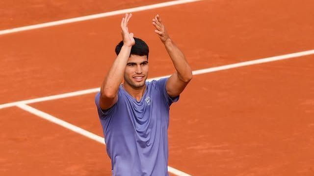 Alcaraz vence Djere e avança às quartas do ATP 500 de Barcelona