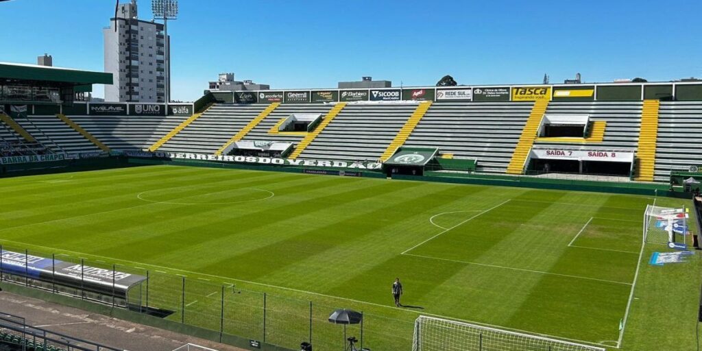 Chapecoense x Coritiba: horário e onde assistir ao jogo da Série B