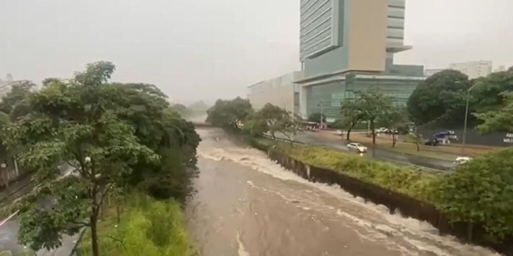 BH registra mais chuva em 16 dias do que o esperado para todo o mês