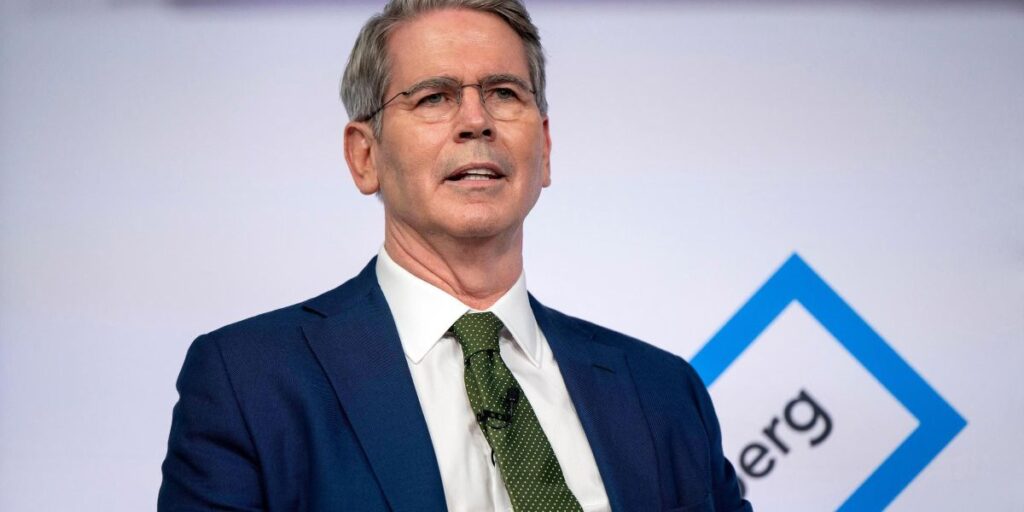 Secretário dos EUA diz que houve diálogo com China, mas sem abordar tarifas