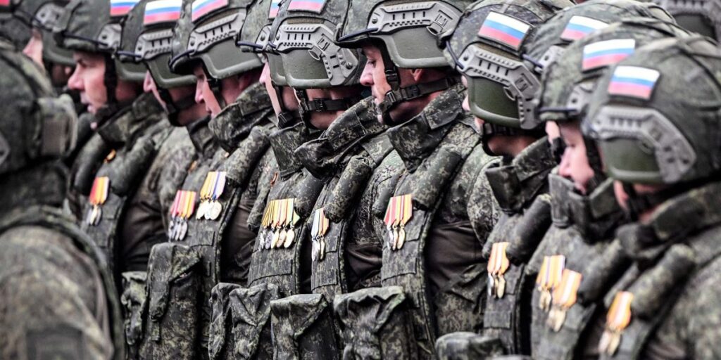 Rússia condena soldado a prisão por se render à Ucrânia, diz jornal