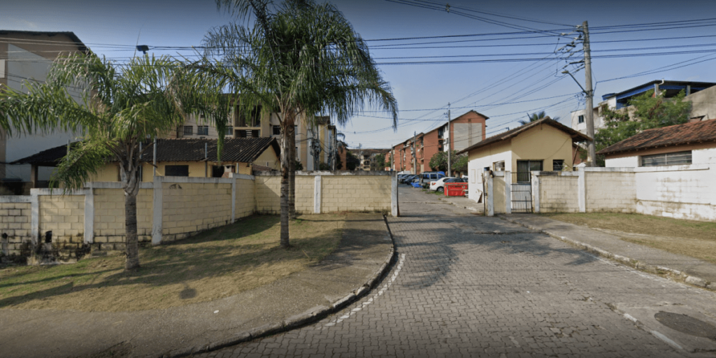 Menino de 11 anos é baleado enquanto jogava futebol na zona oeste do Rio