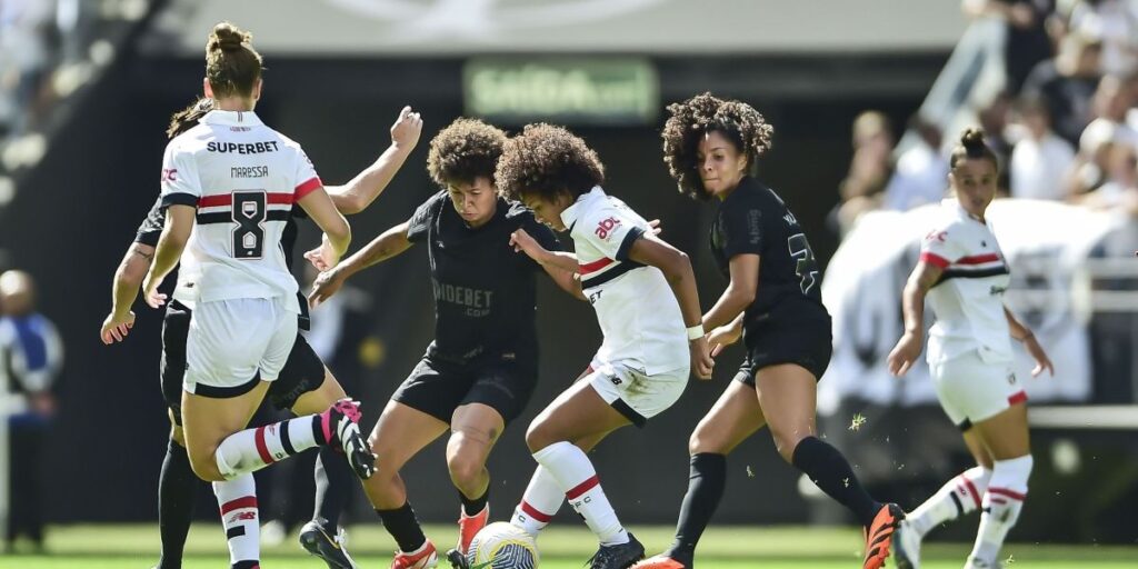 Brasileirão Feminino: São Paulo e Corinthians empatam em confronto direto