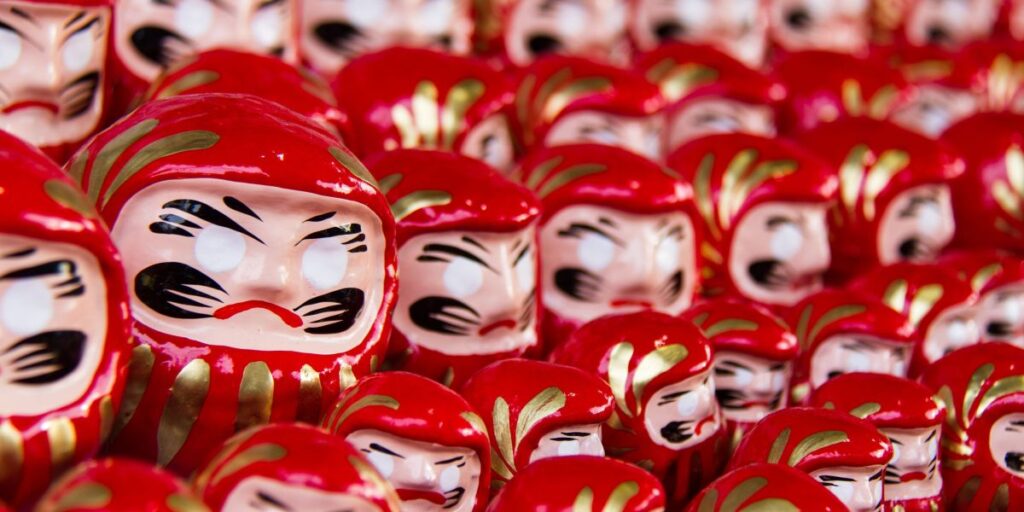 Daruma: conheça a história do famoso amuleto japonês