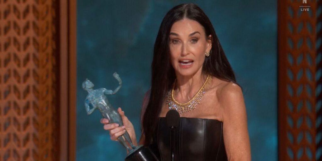 Demi Moore confessa medo durante nascimento da neta em parto domiciliar