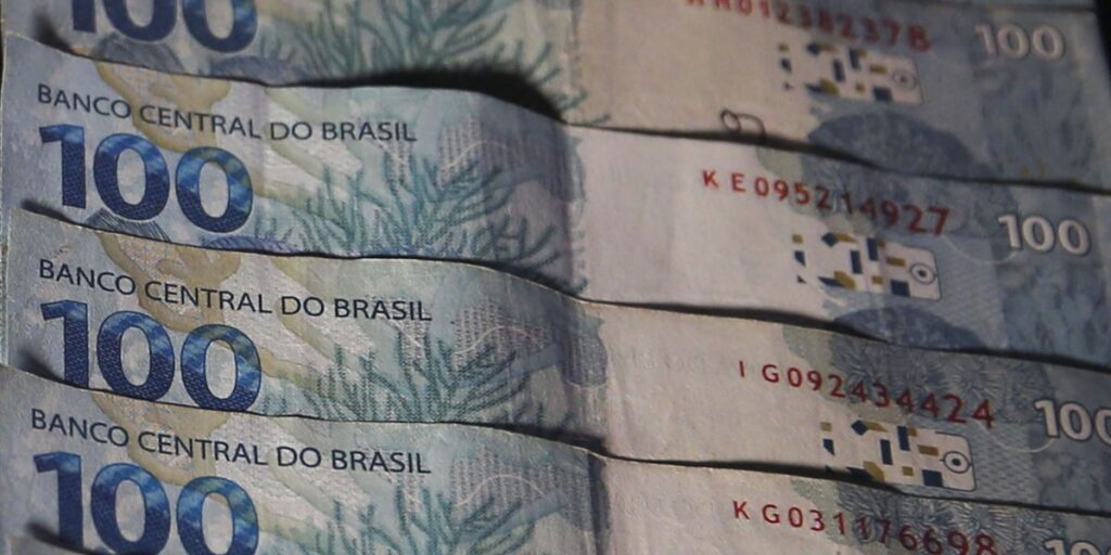 Economia brasileira ficou estagnada em fevereiro, mostra prévia da FGV