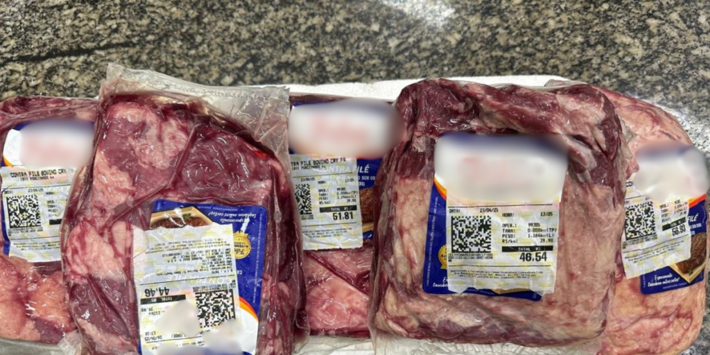 Homem é detido após furtar contrafilé em supermercado no Rio