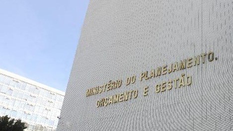 Revisão de gastos deve ser institucionalizada, diz secretário