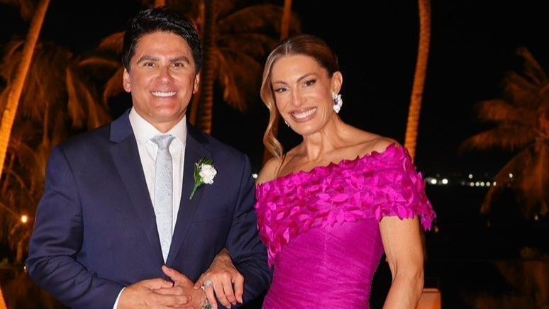 Elaine Mickley e Cesar Filho completam 25 anos de casados: "Bodas de prata"