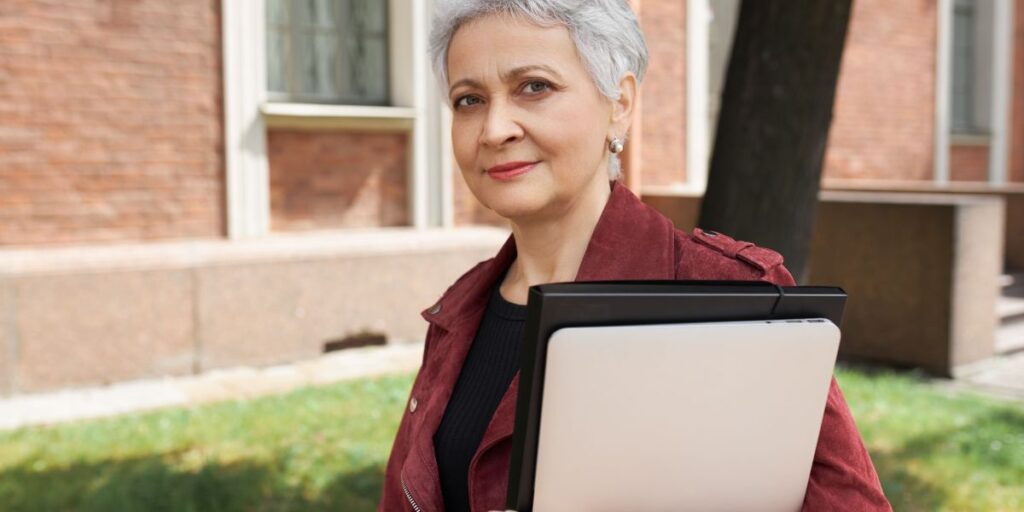 Vestibular 60+: UnB divulga processo seletivo para 215 vagas