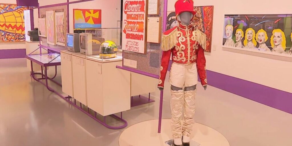 Mostra Fullgás explora universo da cultura pop dos anos 1980