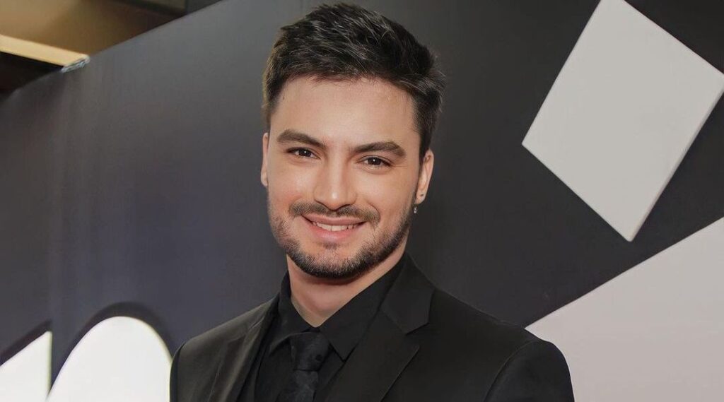 Felipe Neto anuncia pré-candidatura à Presidência da República