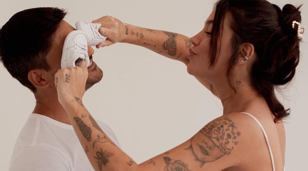 Grávida, Gabi Prado dispensa festão e revela sexo de seu bebê; saiba